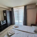 شقة студио афродита 1 ساني بيتش